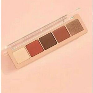 NATASHA DENONA Peak Palette